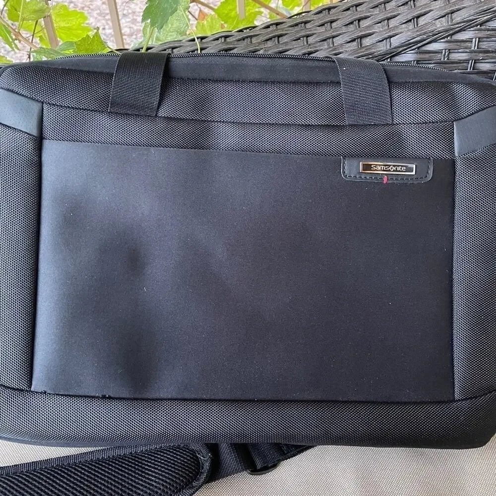 Samsonite slim black nylon and neoprene laptop bag